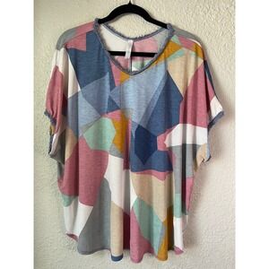 Honey Me Geometric Abstract Print Frayed V Neck Dolman Top Women's‎